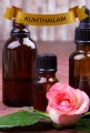 kumthaliam-massage oil olej kosmetyczny do masażu dystrybutor CLEANICO Poznań.jpg