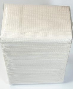Serwety podfoliowane 2x papier + folia w składce 33x45cm SoftMed BIAŁE op. 125szt